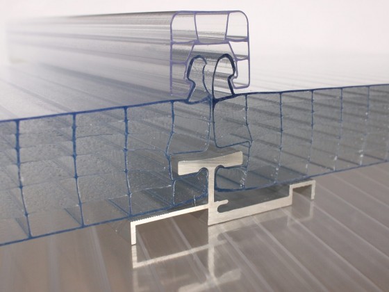 Замковая кровельная поликарбонатная панель SUNPAL (Израиль) толщиной 8L мм, бесцветный