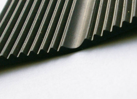 Резиновый уплотнитель (резина EPDM/ЭПДМ) 60мм, рифленая, толстая | R.YP.60.