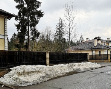 Забор в частном доме в КП "Екатерининский привал"